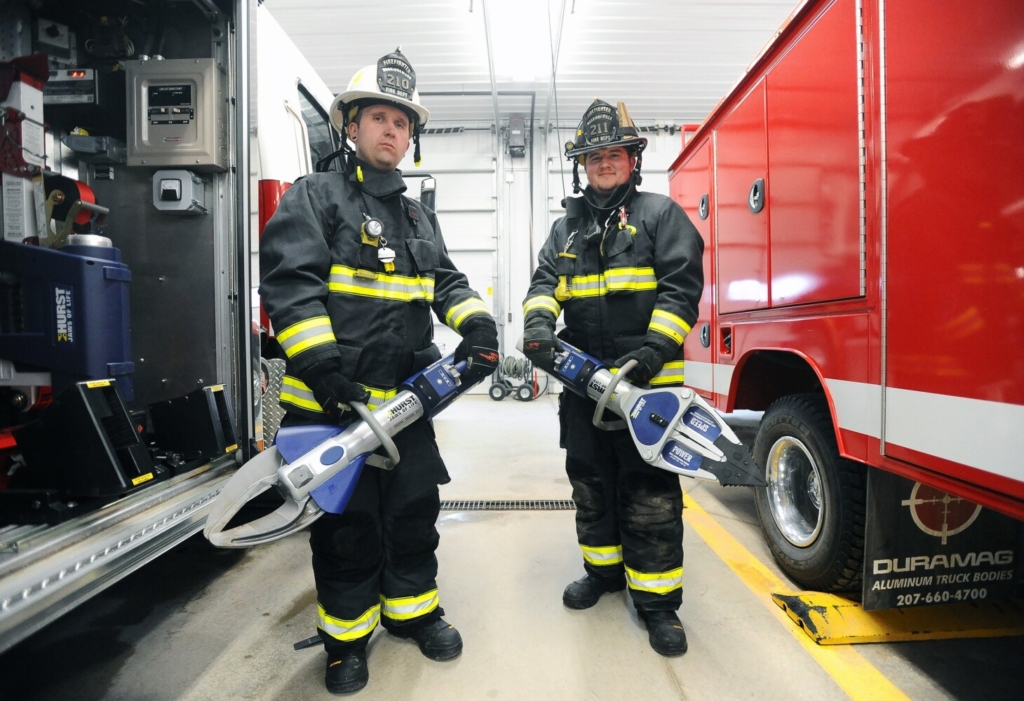 NORRIDGEWOCK: King Foundation grants extrication equipment to Fire Department
