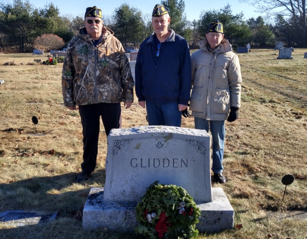 Malcolm Glidden American Legion Post members place wreaths on veterans’ graves